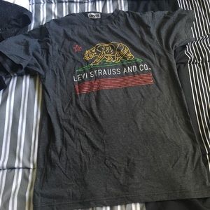 Levi Shirt